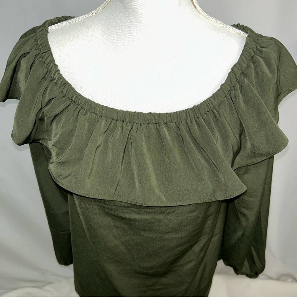 Michael Kors Relaxed Green Ruffled Blouse - Picture 3 of 5